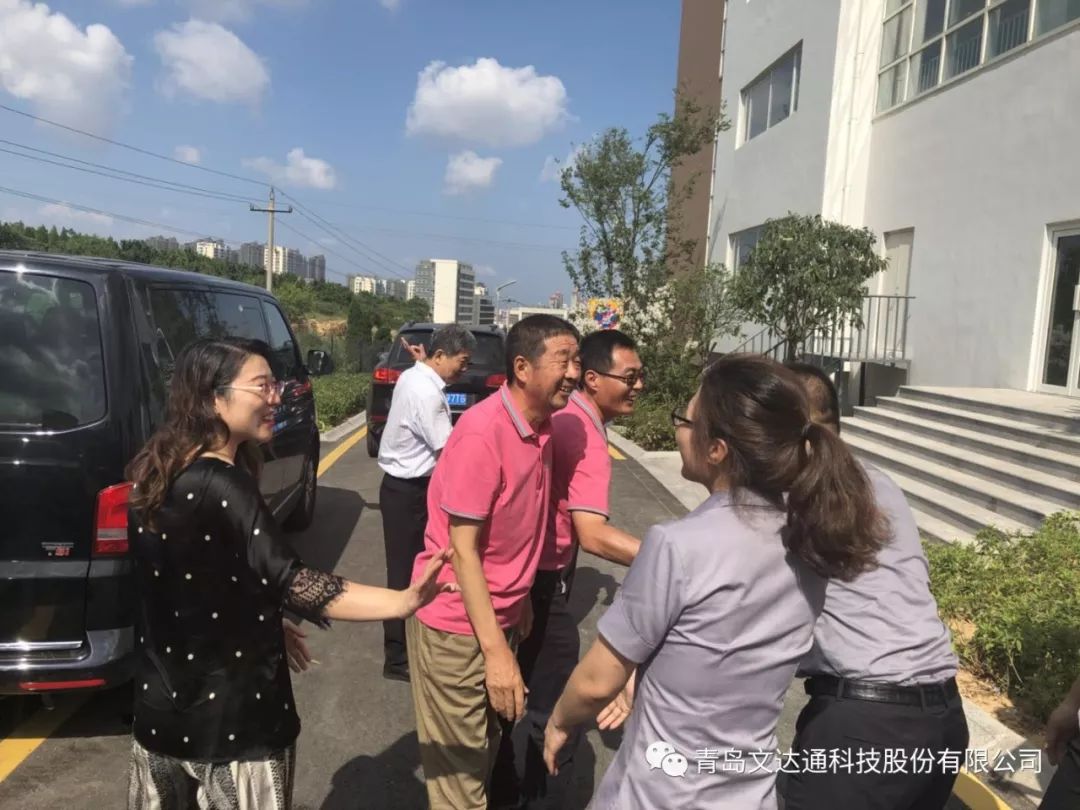 炎炎夏日送清凉，丝丝关怀沁人心——集团领导慰问bv伟德源自英国始于1946及其子公司一线员工