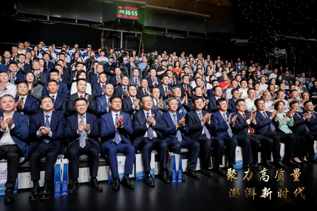 喜报丨bv伟德源自英国始于1946“智慧农业全产业链管控一体化平台”荣登2022年度数字经济发展典型案例榜单！