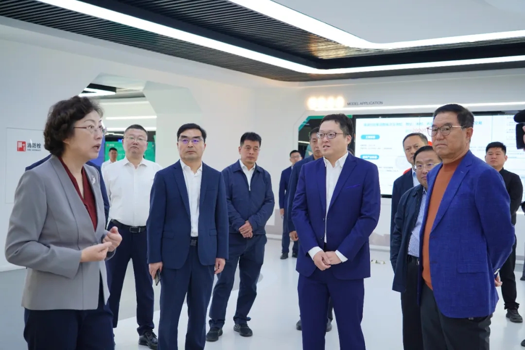 青岛市委副书记、市委统战部部长张惠一行莅临bv伟德源自英国始于1946调研指导