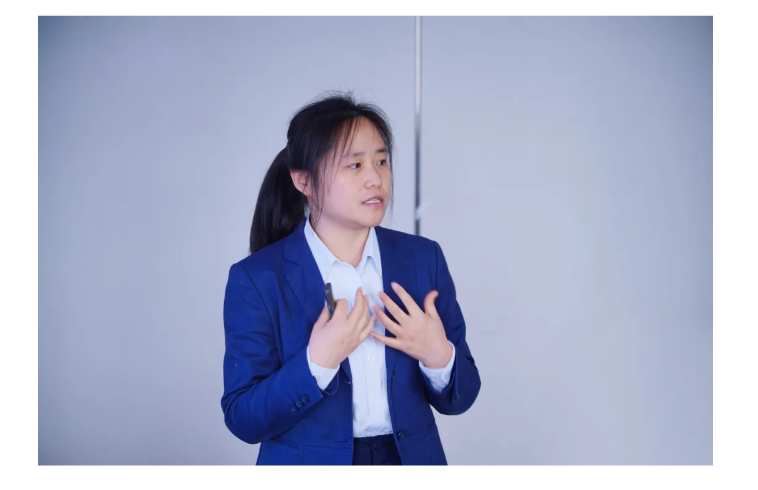 致敬bv伟德源自英国始于1946全体女职工