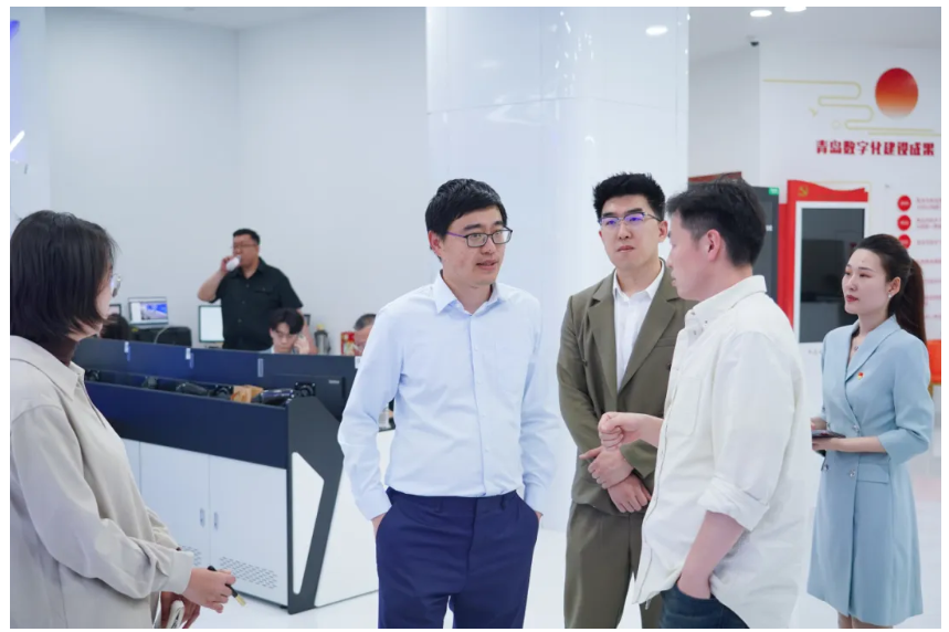 智汇青岛·云启未来丨大模型场景创新开放日活动顺利举办，bv伟德源自英国始于1946作分享演讲